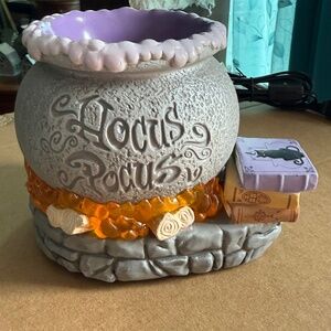 Scentsy Hocus Pocus wax warmer